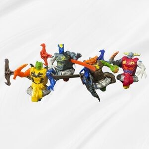 4 Hasbro Beyblade BeyWarriors Shogun Steel Action Figures Toys